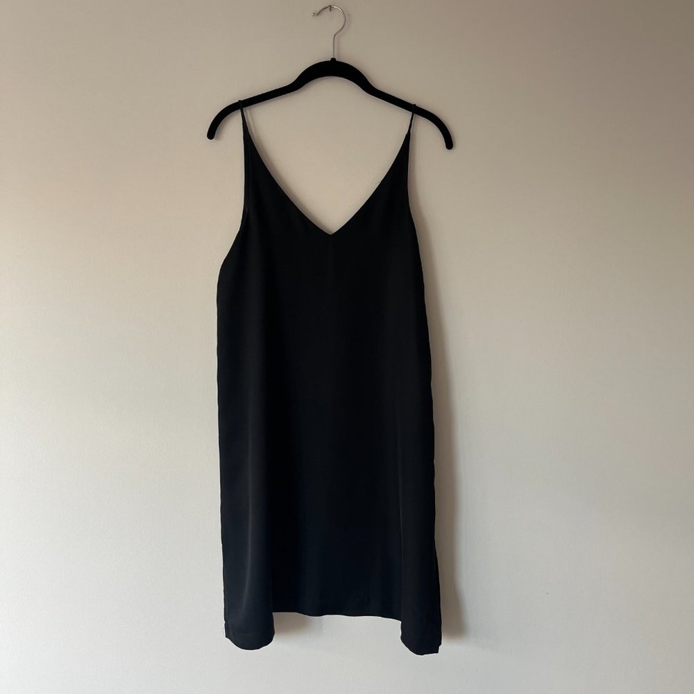 Grana Silk Signature V Slip Dress in Chinese Silk